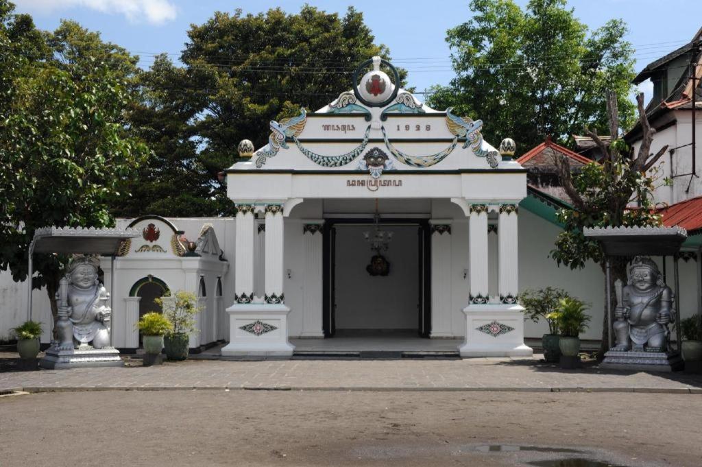 Oyo 3267 Omah Suryo Otel Yogyakarta Dış mekan fotoğraf